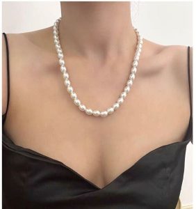 The pearls necklace